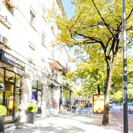 Lilo'S Place 1 Tirana Exterior photo